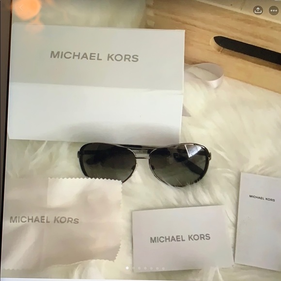Michael Kors Accessories - Authentic Michael Kors black Chelsea sunglasses